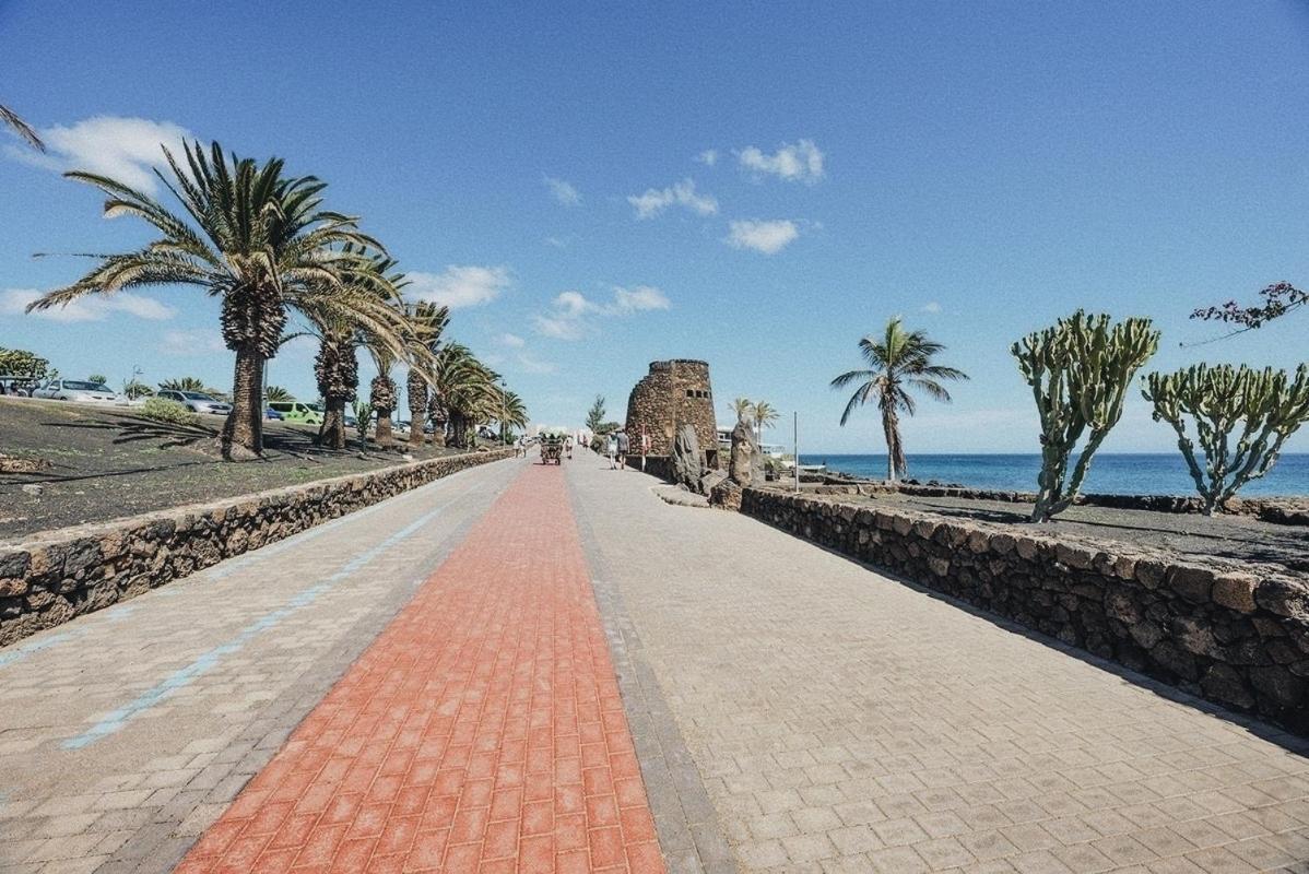 Lanzarote Beach Apartments, Casa Ona Costa Teguise Eksteriør bilde